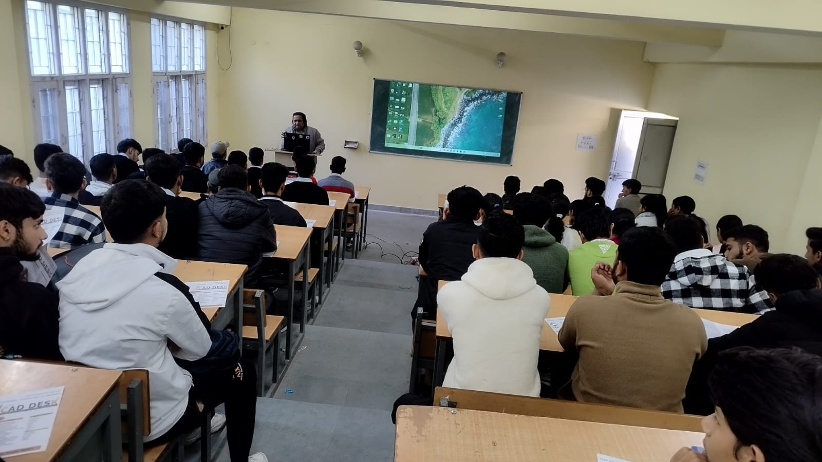 College engineering students attending SKYSYS CAD CAM seminar
